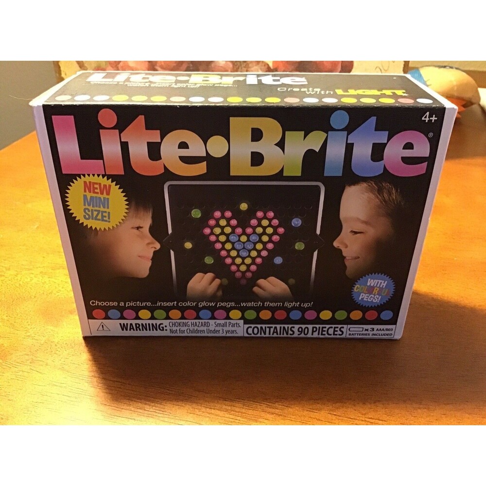 Miniature Lite Brite Retro Travel Toy - 85 Colorful Mini Pegs & 4 Templates  NIB